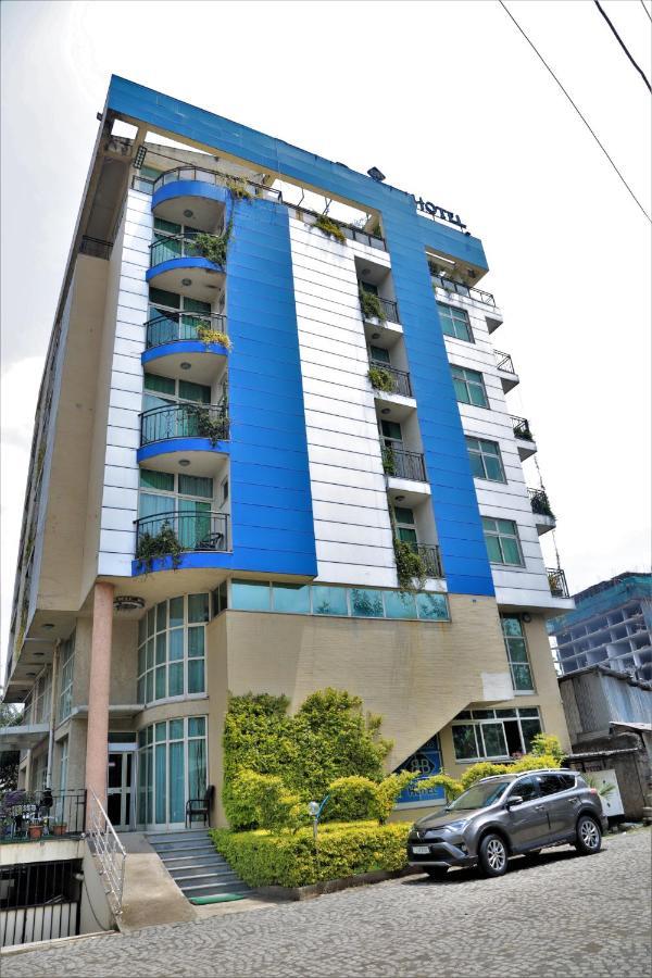 Blue Birds International Hotel Addis Ababa Bagian luar foto